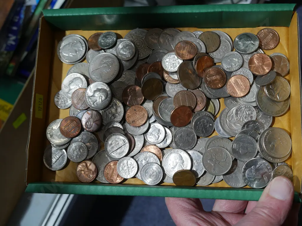 Assorted coins Image 1++