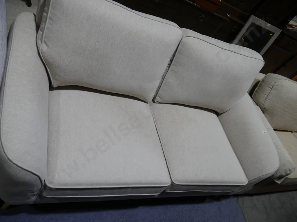 2-seater sofa Image 1++