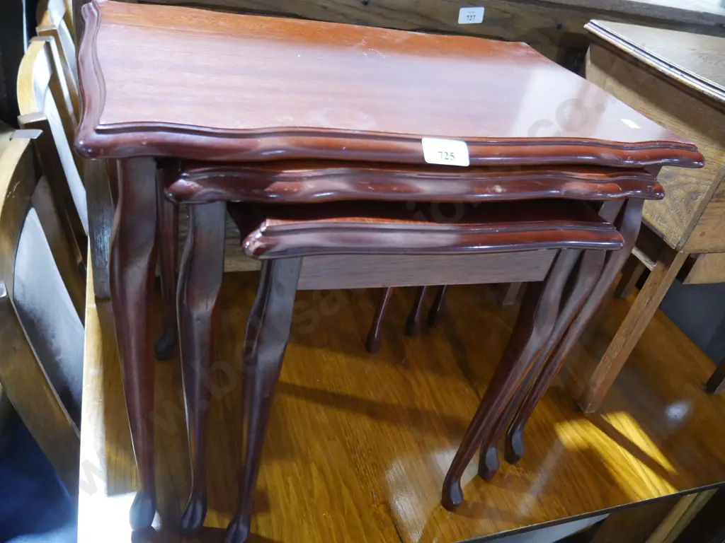 Nest of 3 tables Image 1++