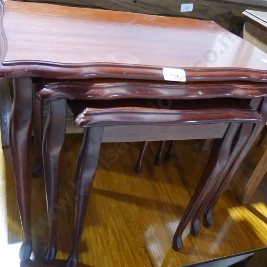Nest of 3 tables
