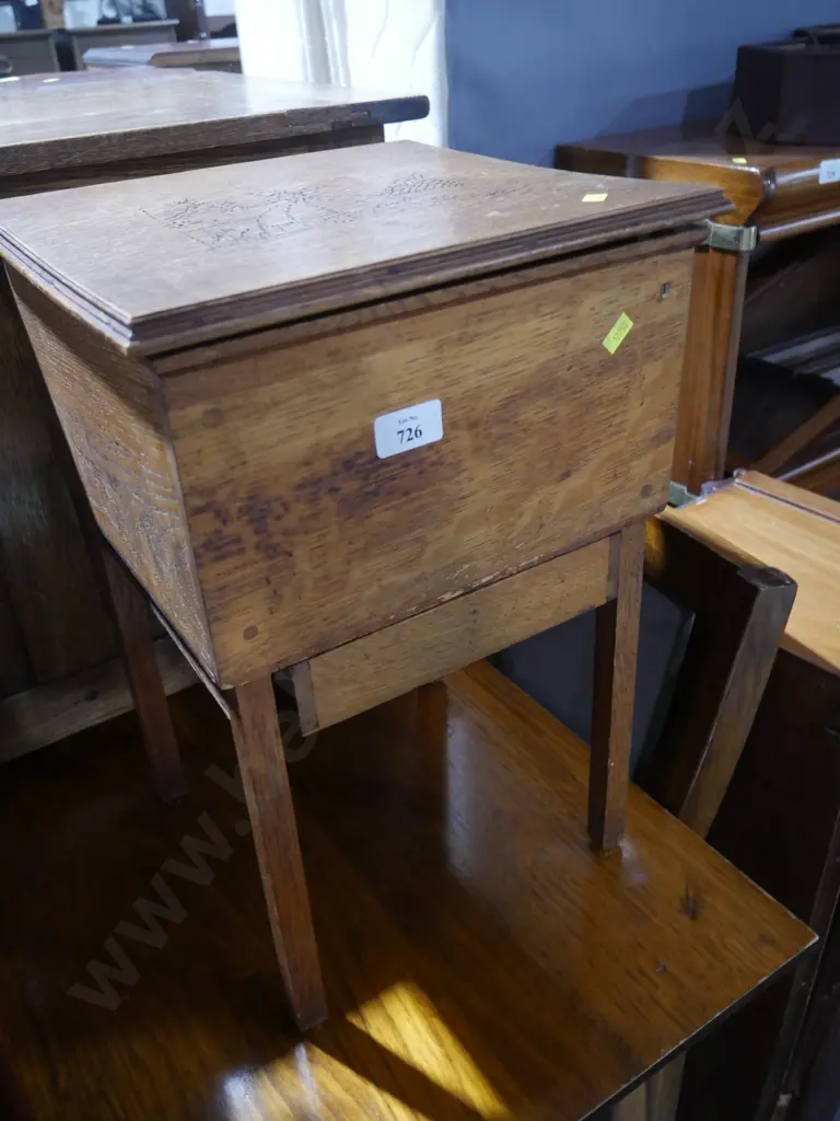 Sewing cabinet and contents Image 1++