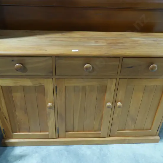 Sideboard