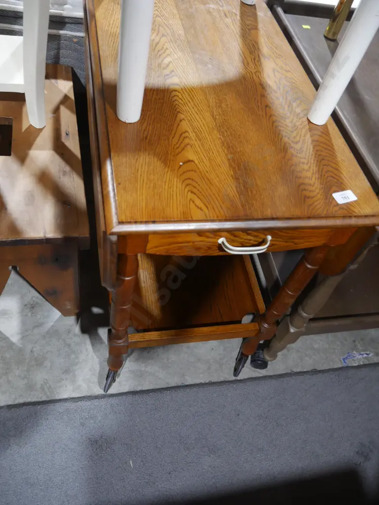 Dropside tea trolley Image 1++