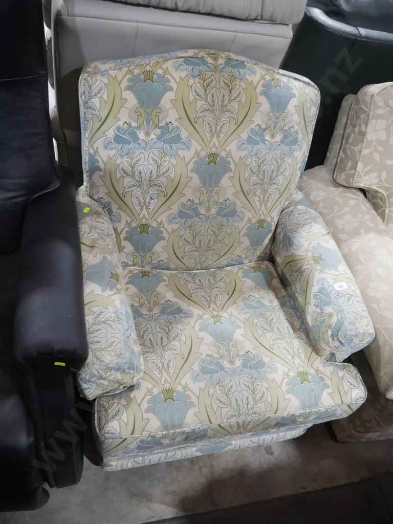 Armchair Image 1++