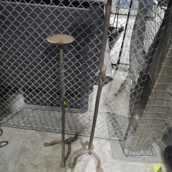 2 candle holders