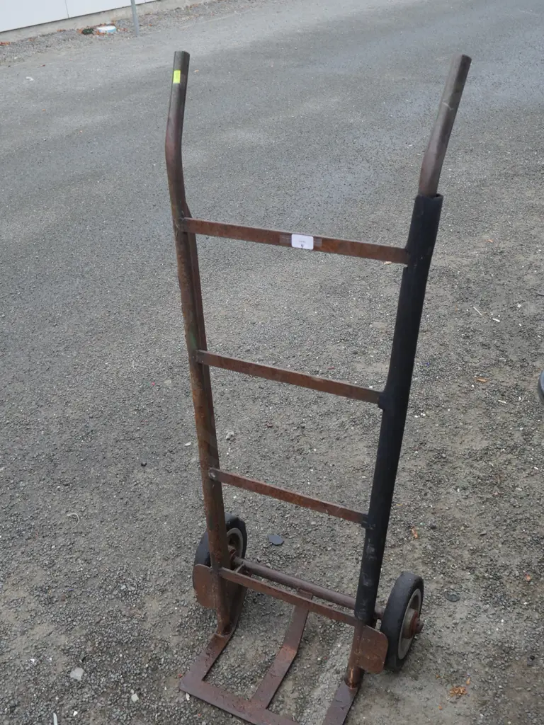 Sack barrow Image 1++