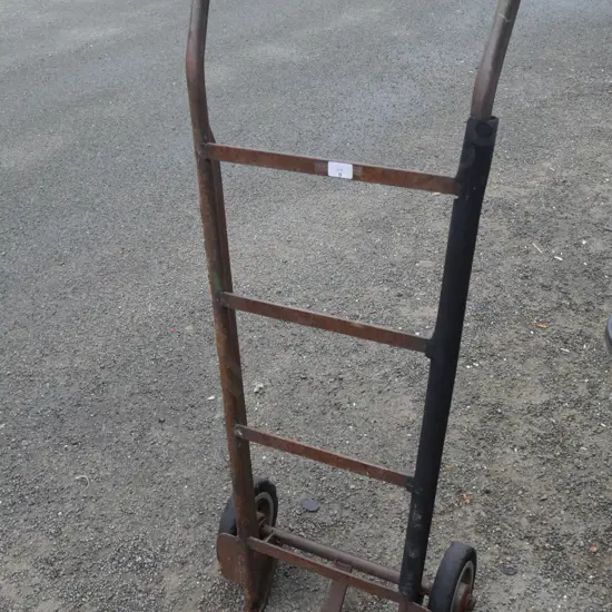 Sack barrow