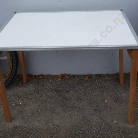 Whiteboard top table