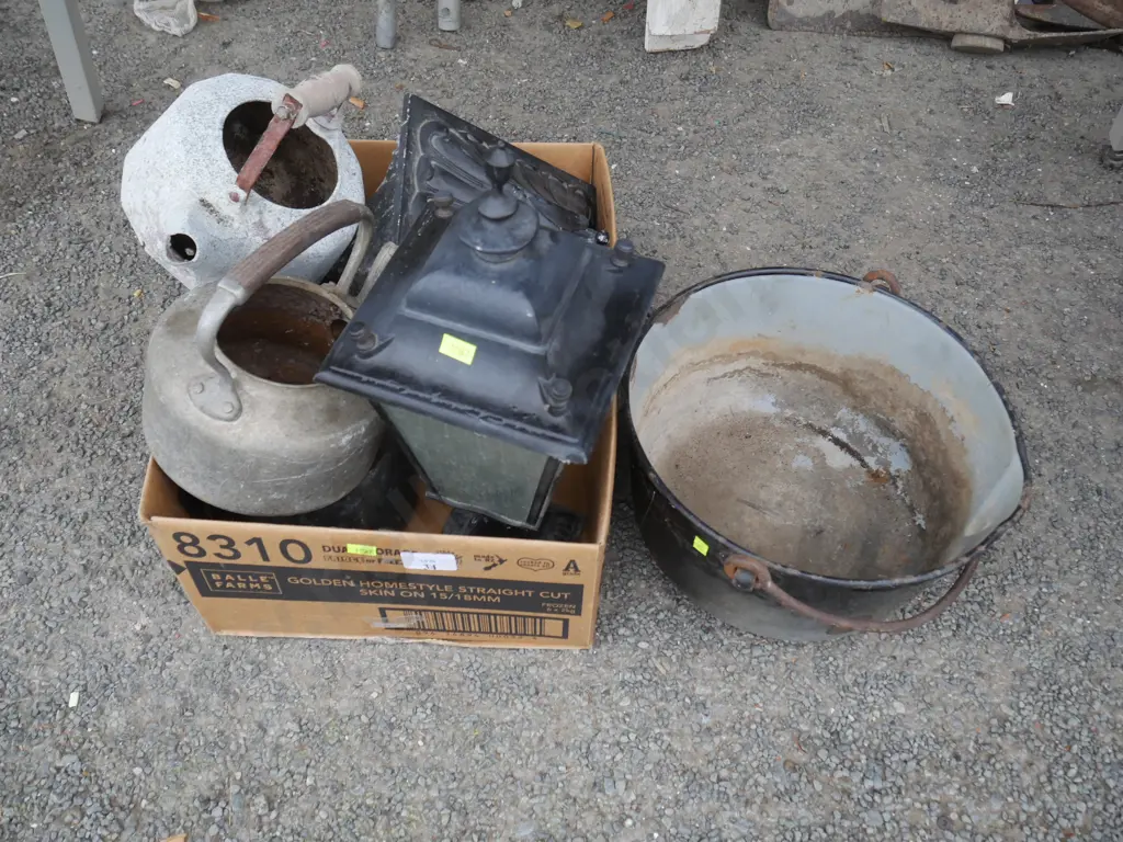 Kettles, Lamps etc Image 1++