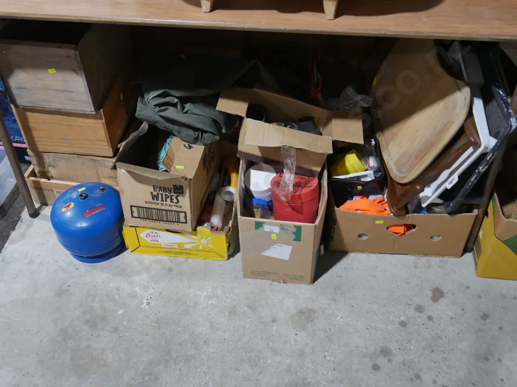 Assorted sundries Image 1++