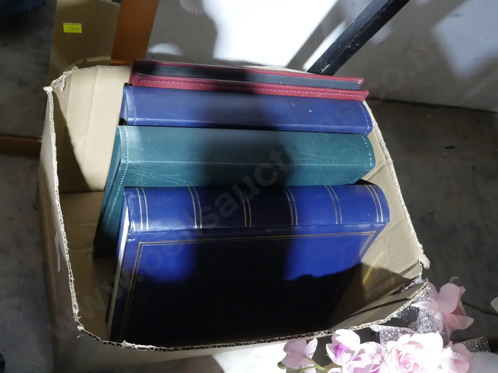 4 albums Image 1++