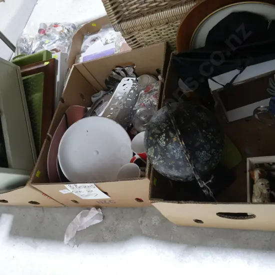 3 boxes of household sundries