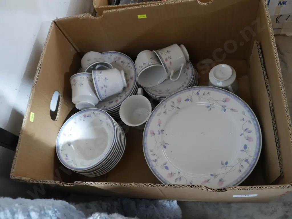 Dinnerware Image 1++