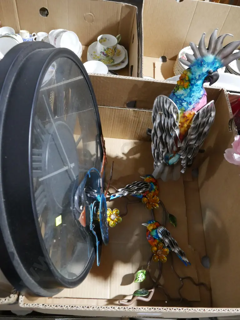Clock, metal birds Image 1++