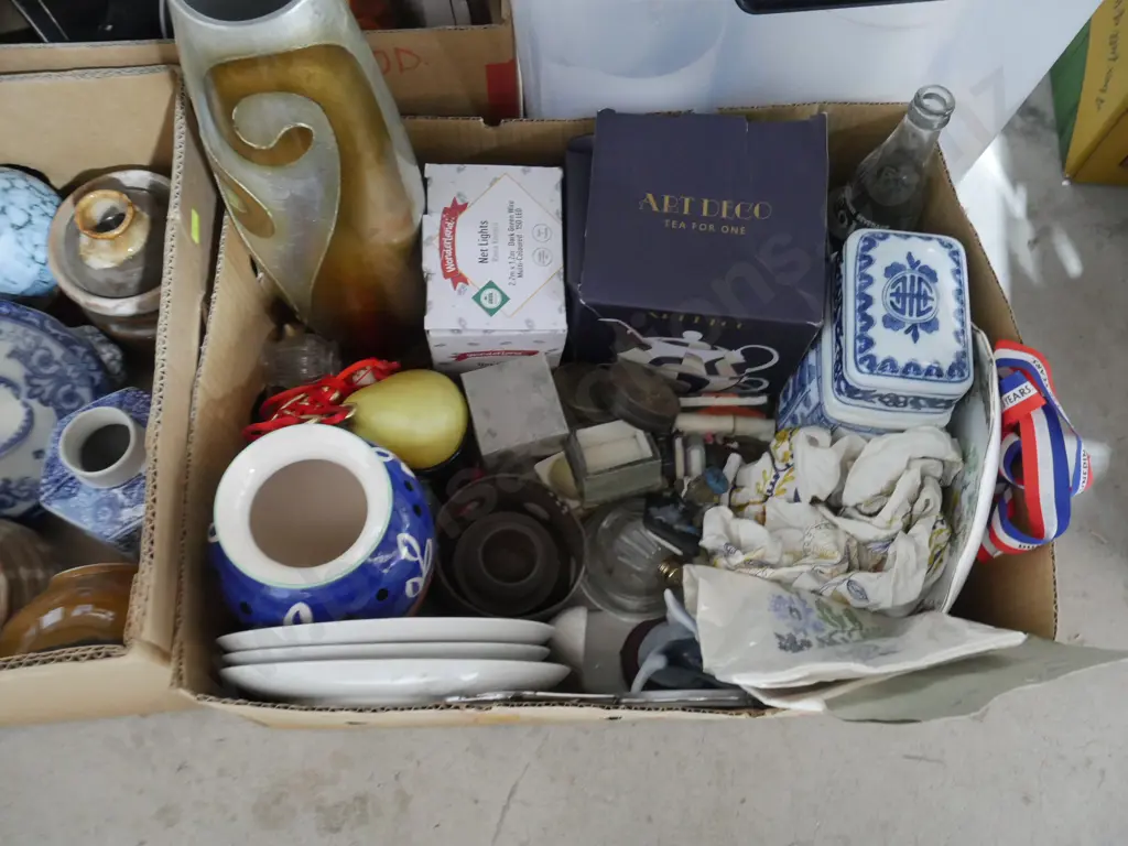 3 boxes of china, pottery etc Image 1++