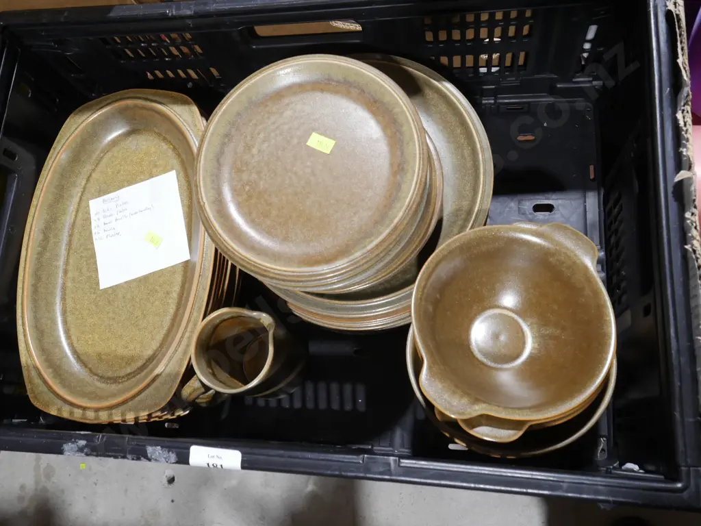 Temuka pottery dinnerware Image 1++