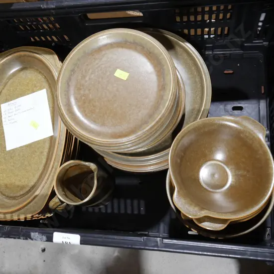 Temuka pottery dinnerware