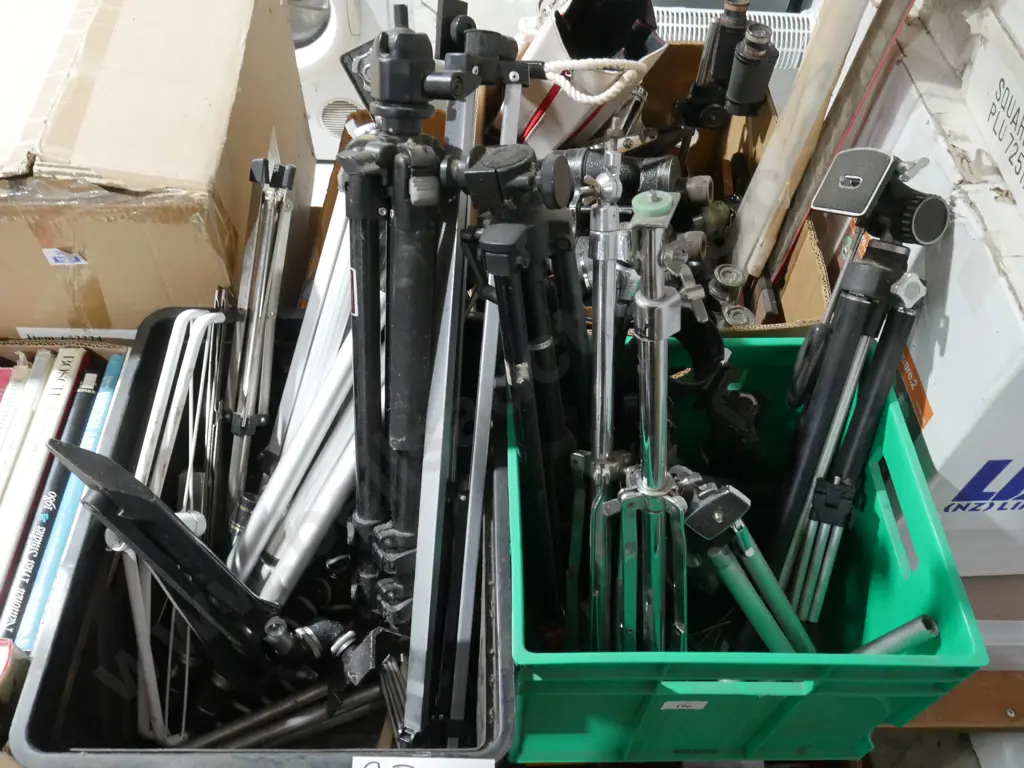 Two boxes of tripods Image 1++