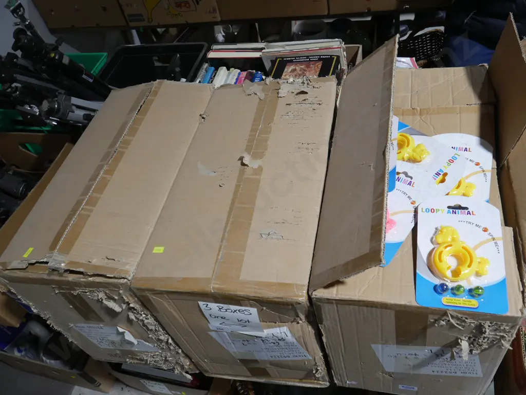 Three boxes of new loopy animal toys Image 1++