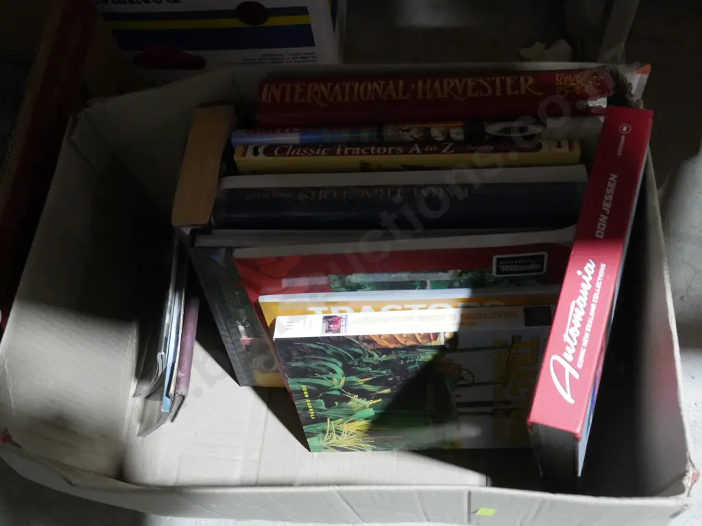 Books Image 1++