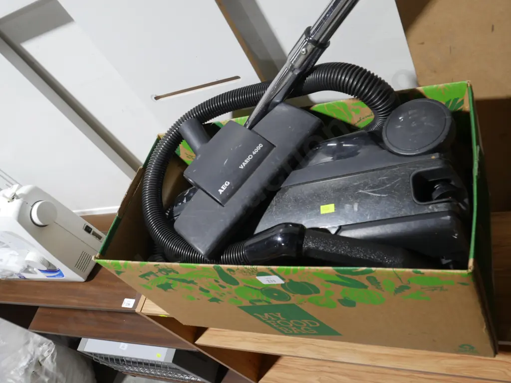 Vacuum cleaner Image 1++