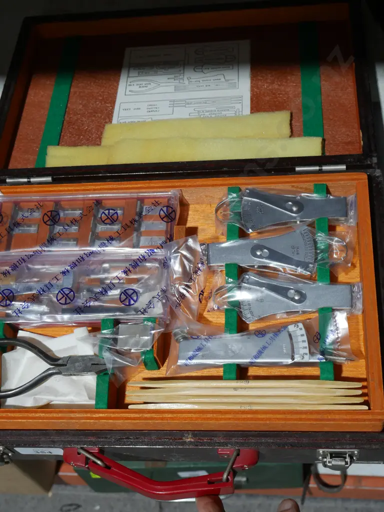 Adjusting tools set Image 1++