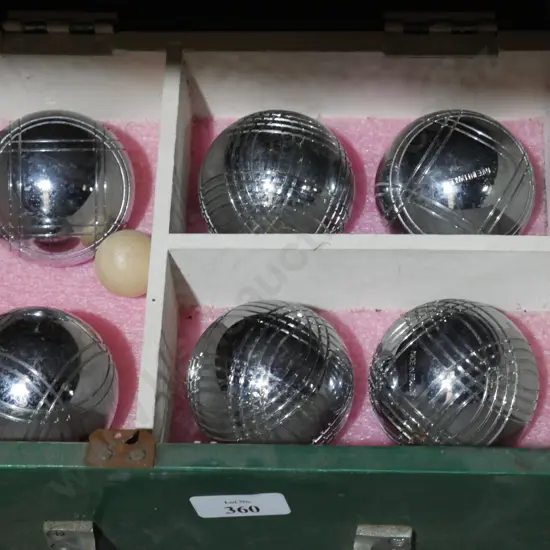 Petanque set