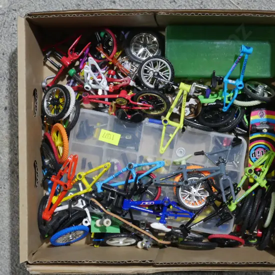 Assorted finger BMX