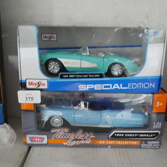 2 model cars