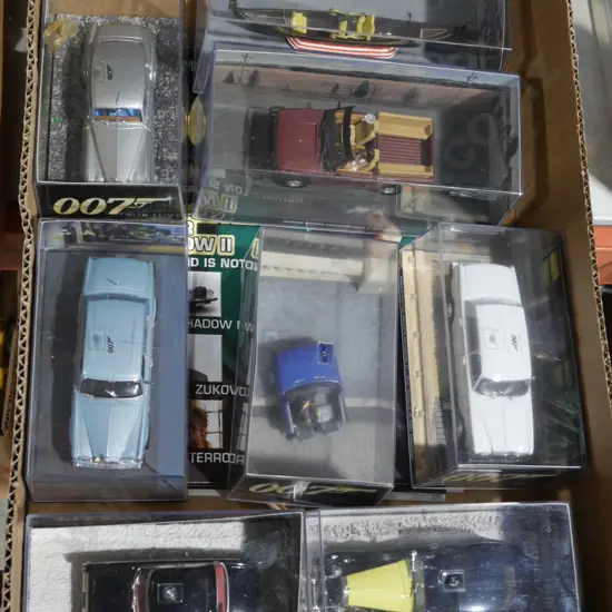 Assorted 007 model cars