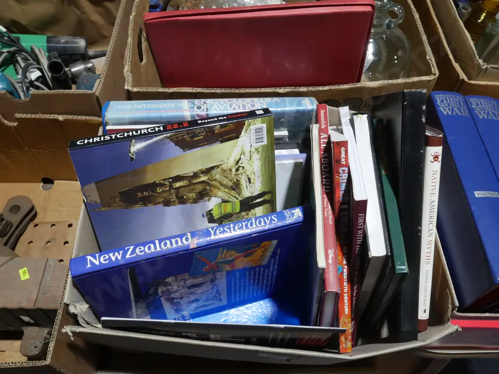 Books Image 1++