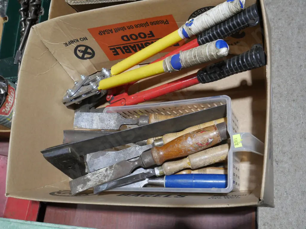 Bolt cutters, chisels etc Image 1++
