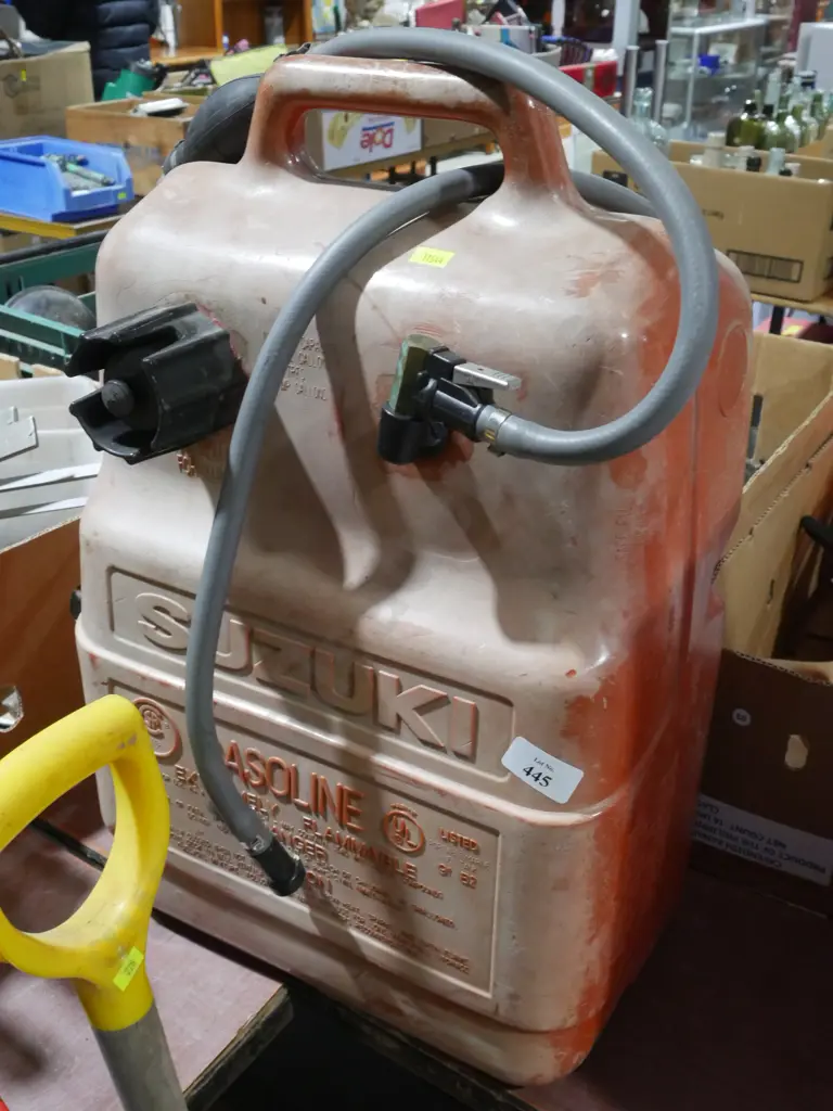Tote tank Image 1++
