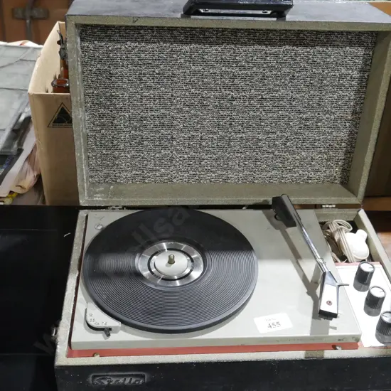 Stella turntable