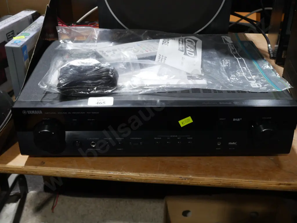 Yamaha receiver Image 1++