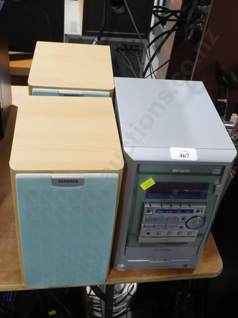 Aiwa mini system Image 1++
