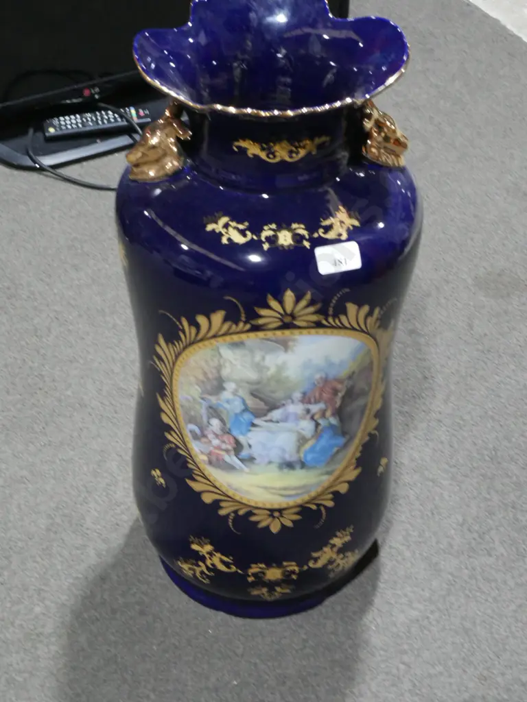 Large Limoges vase Image 1++