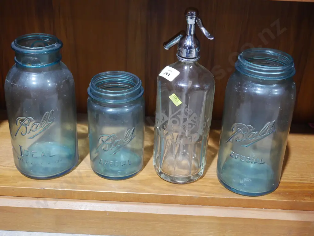 3 jars and Malone Stratford soda syphon Image 1++
