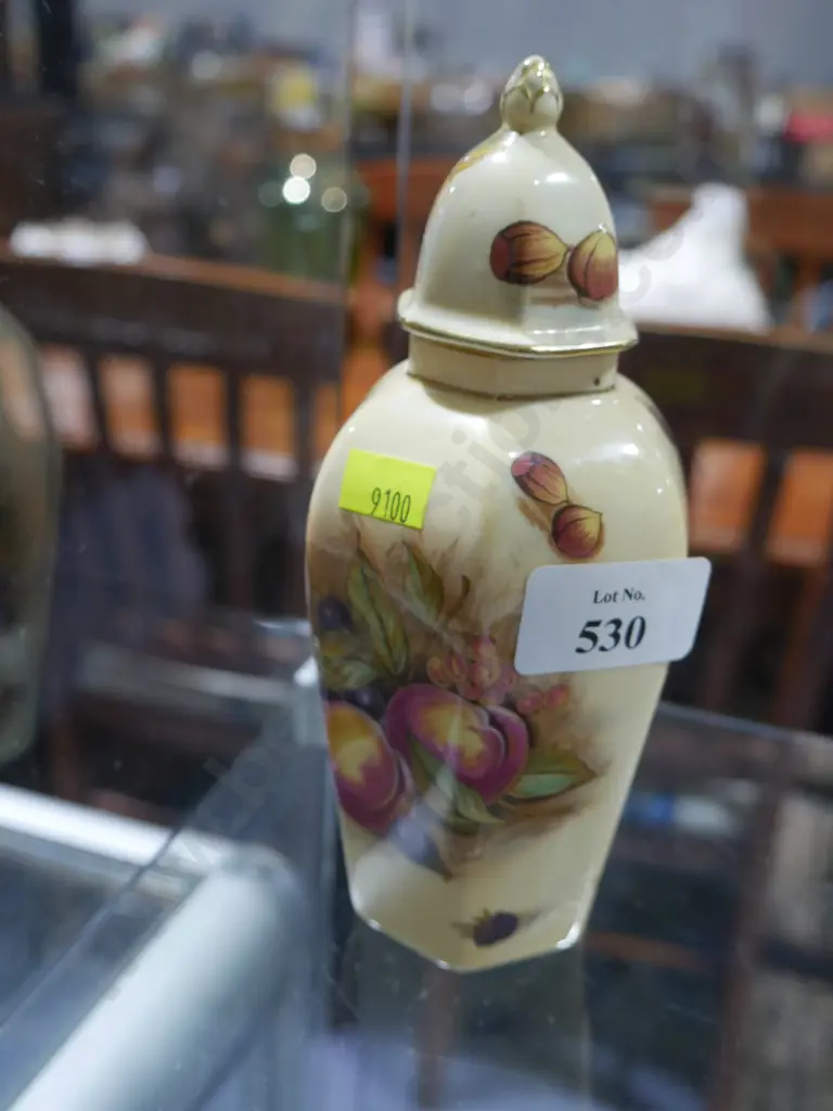 Aynsley lidded vase Image 1++