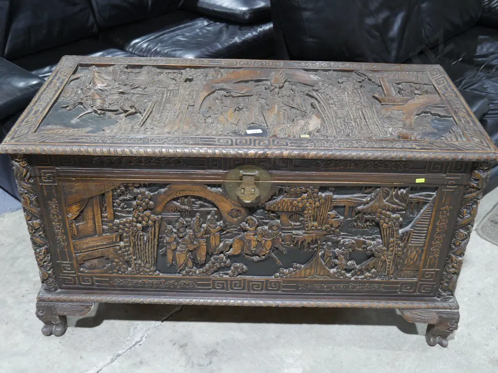 Large camphor chest Image 1++