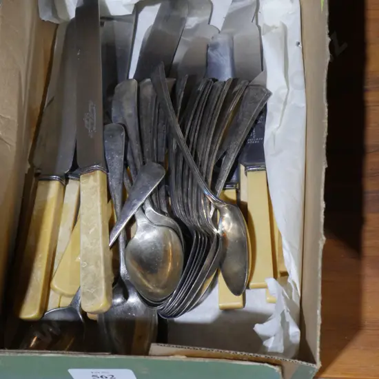 Box of cutlery