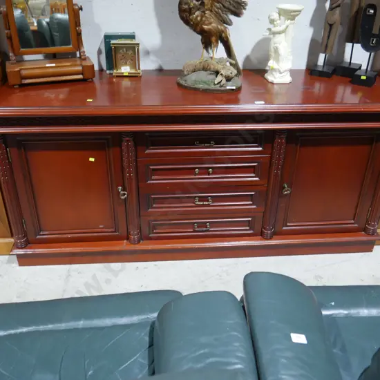 Sideboard