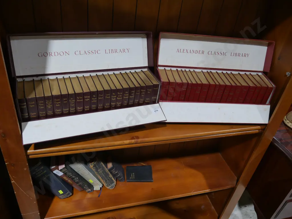 Gordan and Alexander classic library boxed sets Image 1++