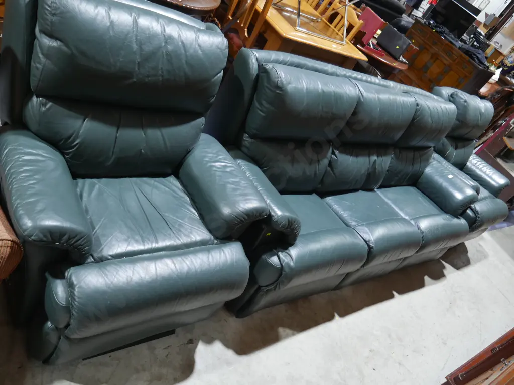 Three piece Green leather lounge suite Image 1++