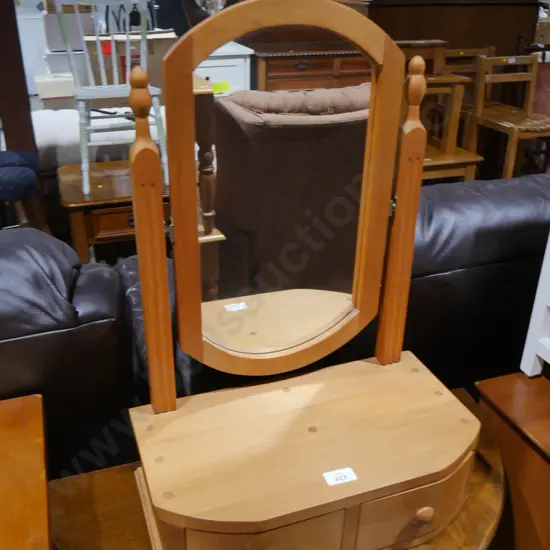 Mirror with drawers