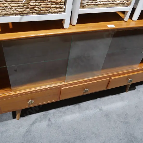 Display cabinet
