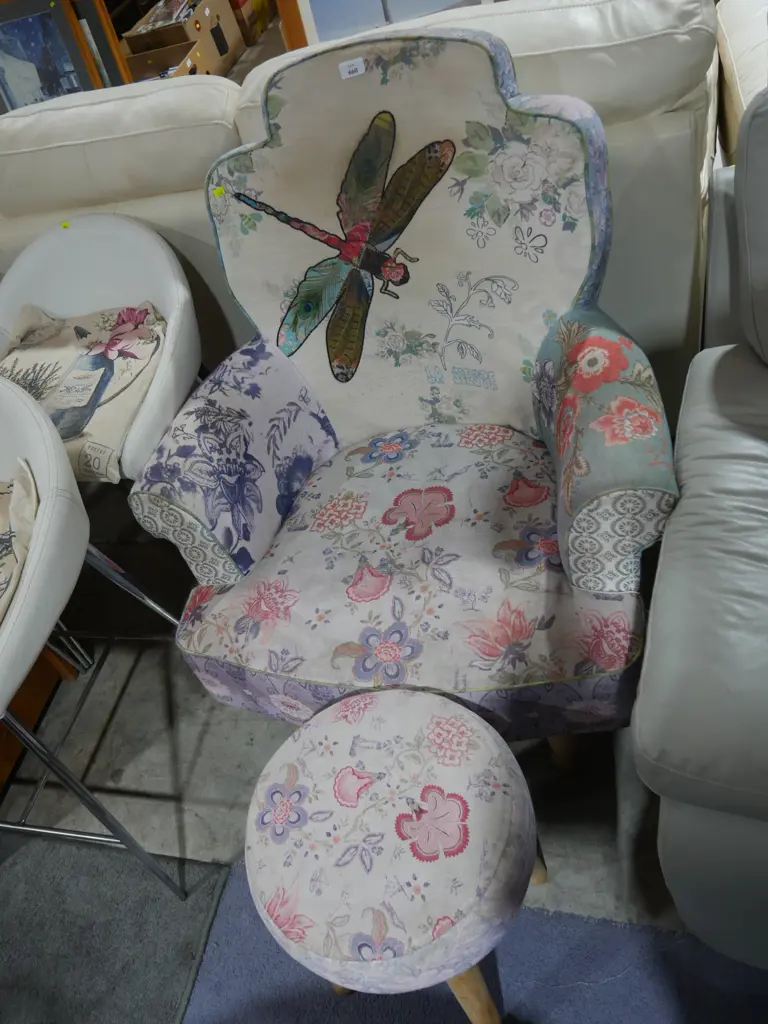 Bedroom chiar and stool Image 1++