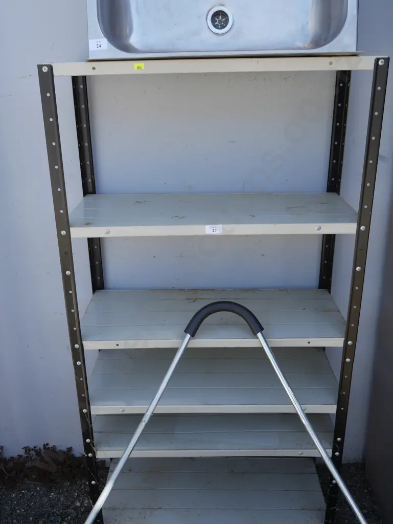Shelf unit Image 1++