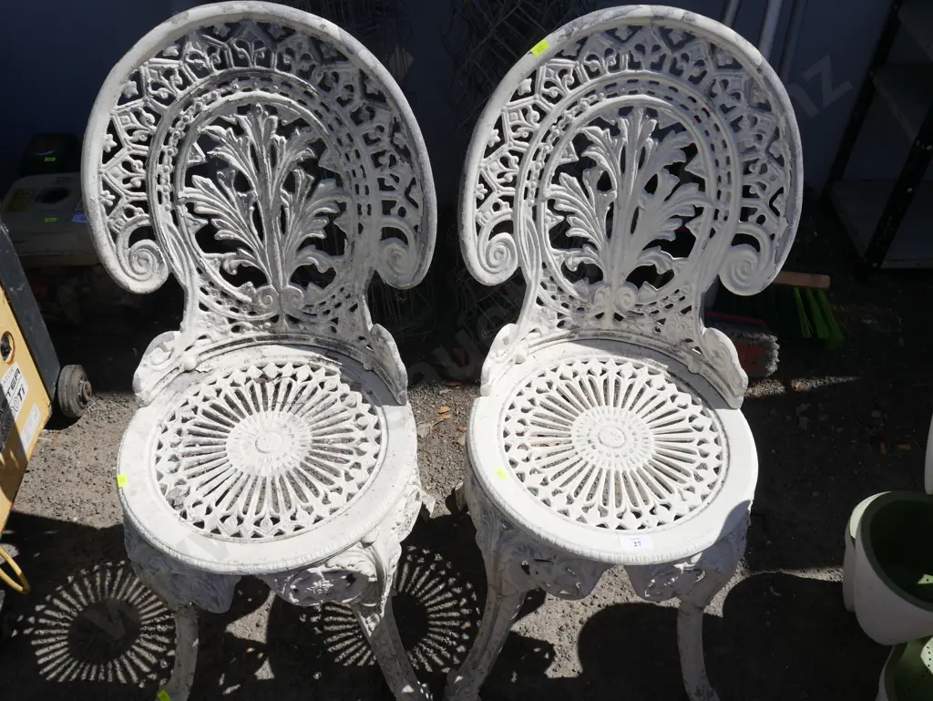 2 Wrought iron chairs Image 1++