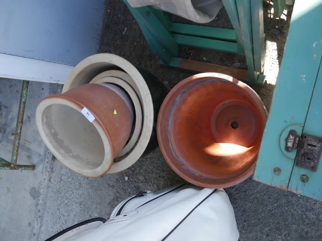 Garden pots Image 1++